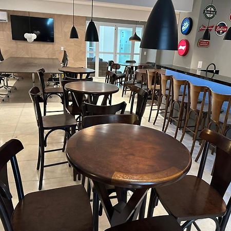 Condominio Club, Vista Para O Mar, Churrasqueira Гуаружа Екстериор снимка